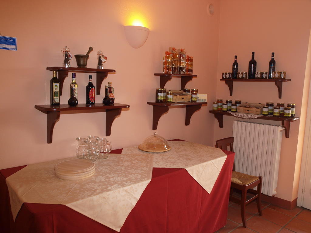 Agriturismo Sette Colli Ferrere Eksteriør billede