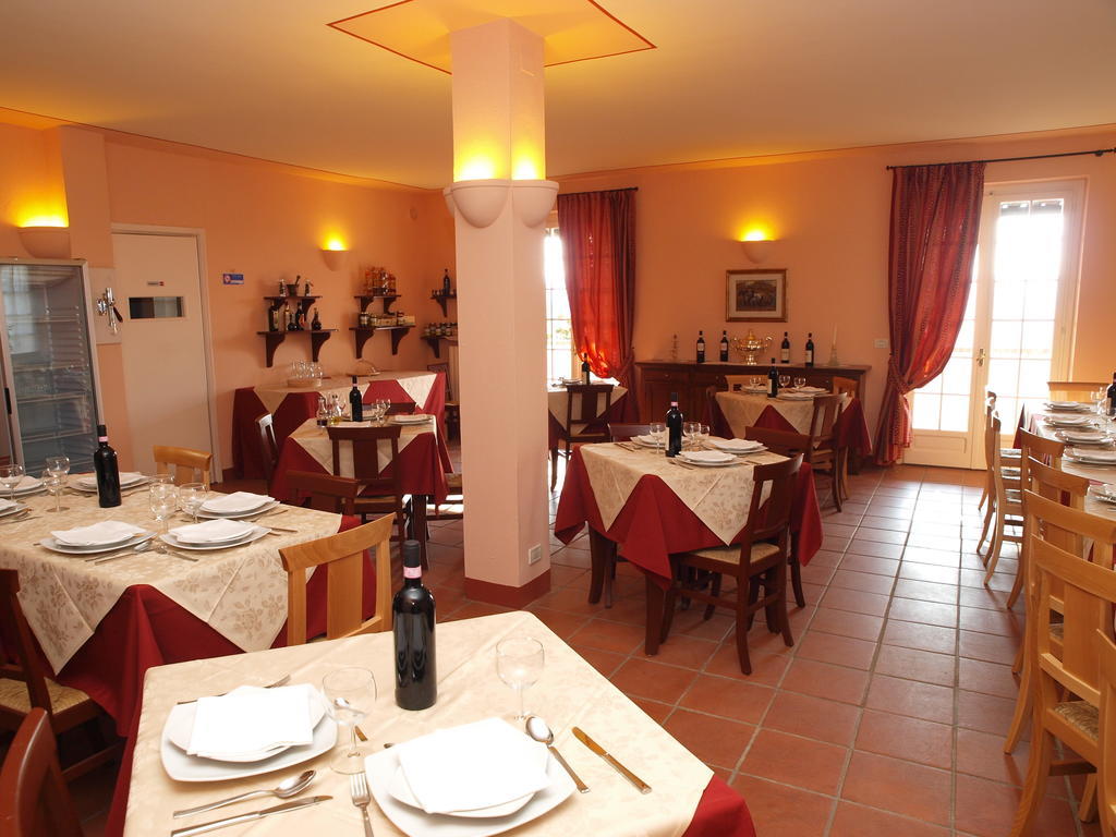 Agriturismo Sette Colli Ferrere Eksteriør billede